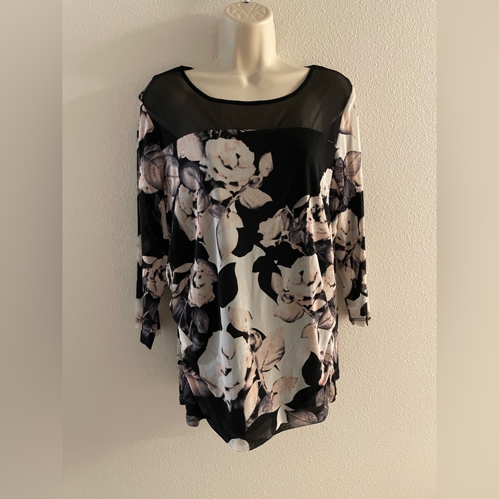 INC 1XL Floral top plus size